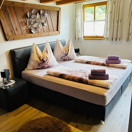 Ahornhuette Gastein Apartamento *